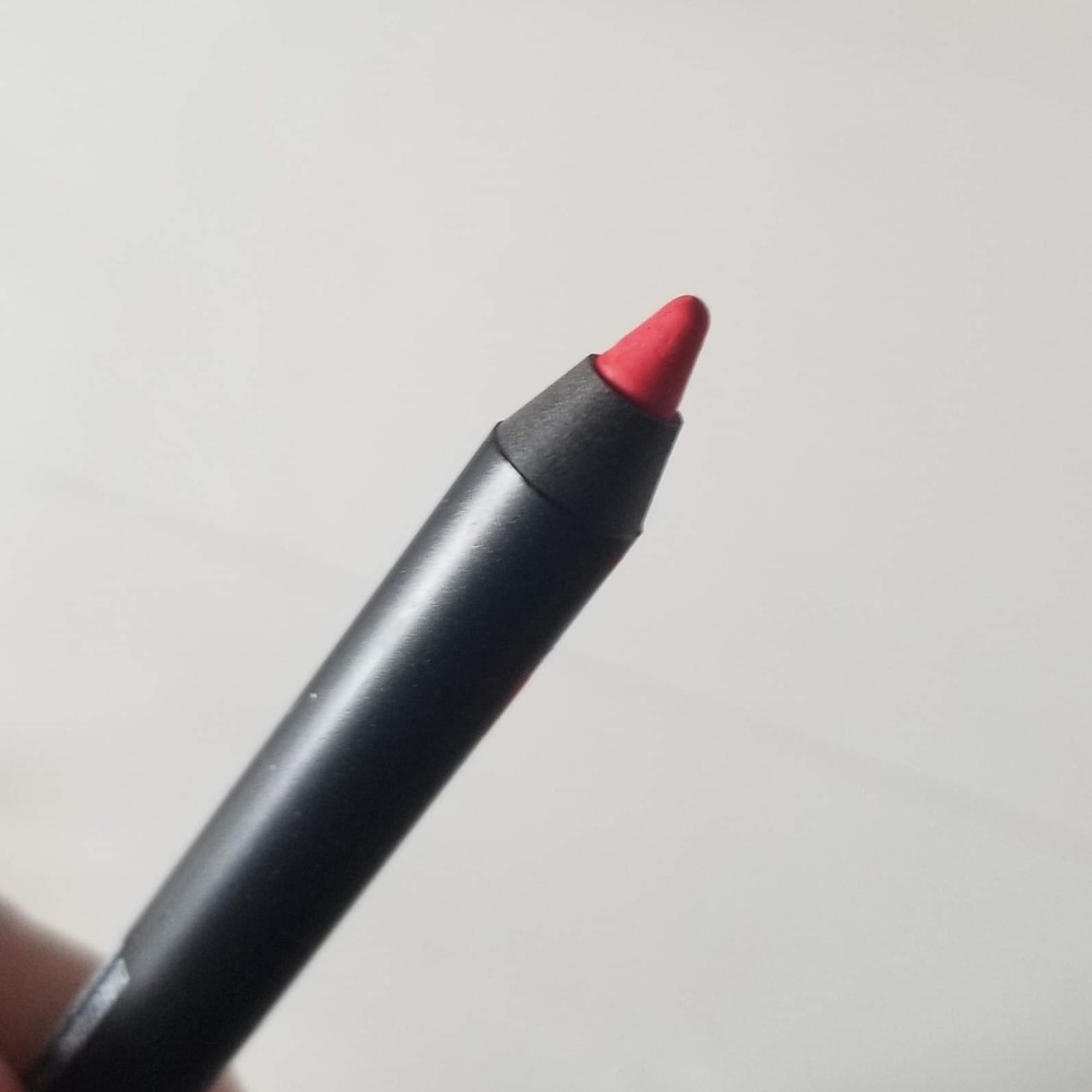 Moodstruck Precision lip liner